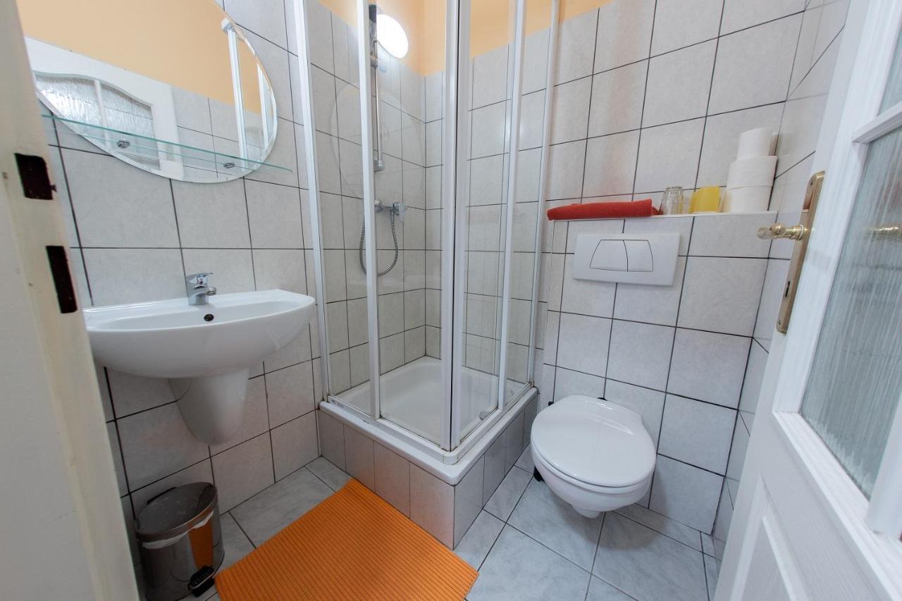Penzion Skolicka Prag Exterior foto